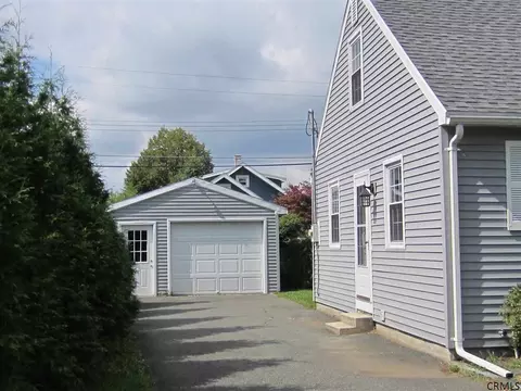 16 Brookman Ave, Delmar, NY 12054 photo 20