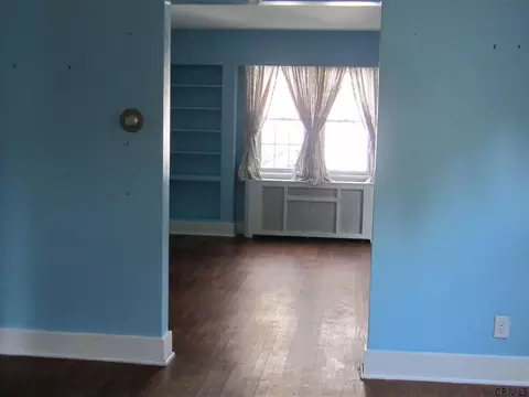 16 Brookman Ave, Delmar, NY 12054 photo 6