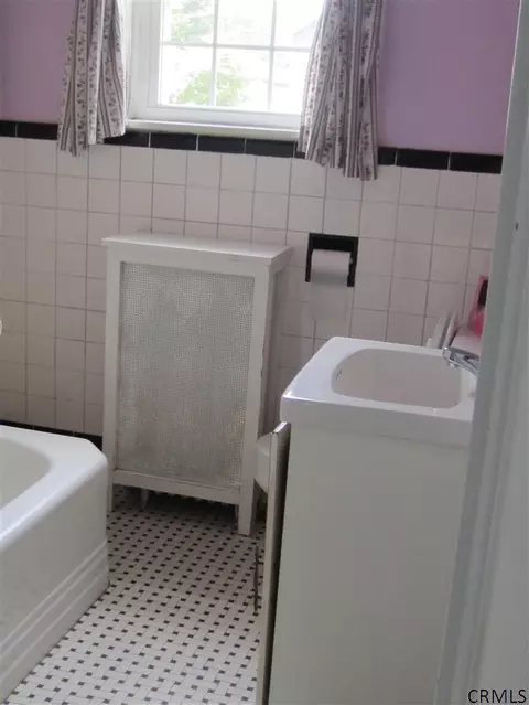 16 Brookman Ave, Delmar, NY 12054 photo 12