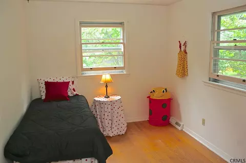 77 Brookview Ave, Delmar, NY 12054 photo 9
