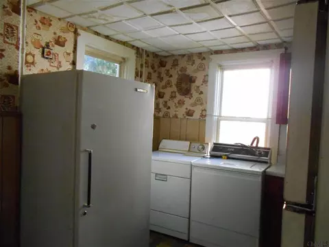 438 Third St, Schenectady, NY 12306 photo 7