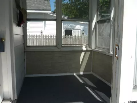 40 Marshall Ave, Schenectady, NY 12304 photo 5