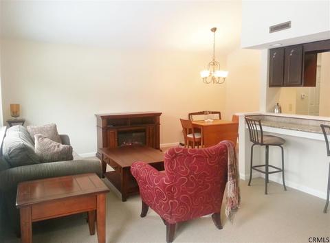 204 Grenadier Ct, Clifton Park, NY 12065 photo 1