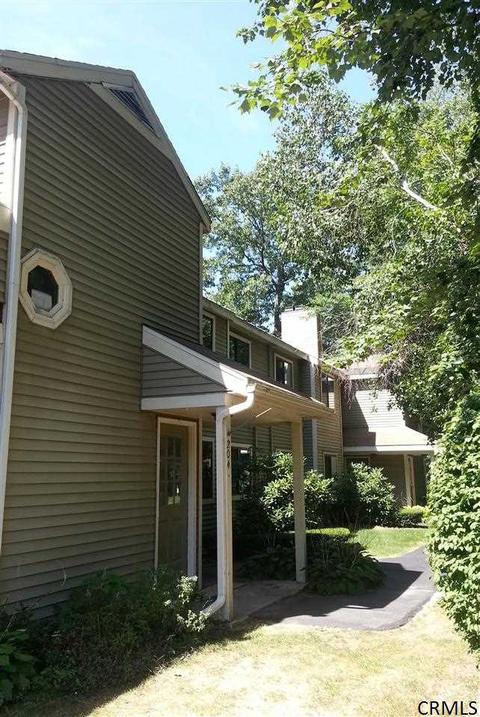 204 Grenadier Ct, Clifton Park, NY 12065 photo 15