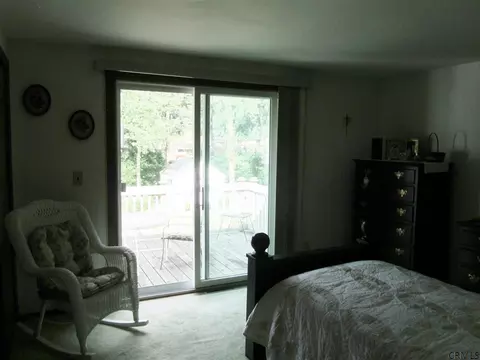 7 Taylor St, Schenectady, NY 12304 photo 7