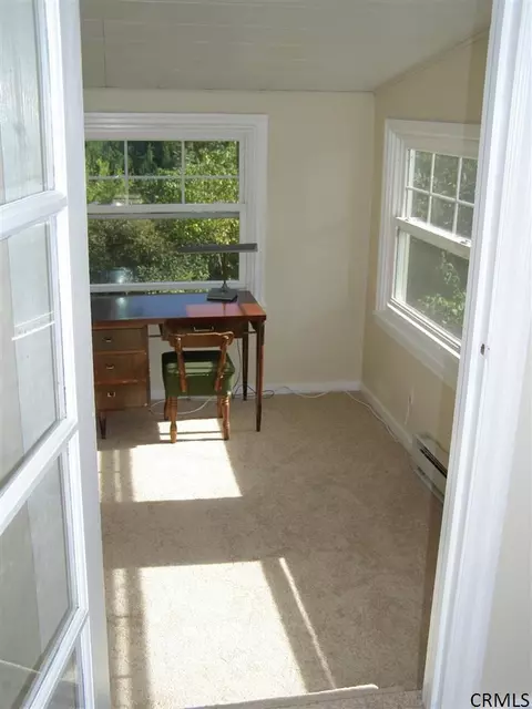 17 Brookman Ave, Delmar, NY 12054 photo 13