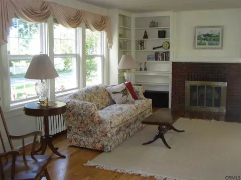 17 Brookman Ave, Delmar, NY 12054 photo 6