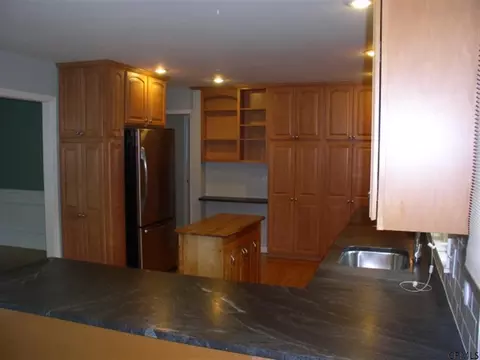 24 Tierney Dr, Delmar, NY 12054 photo 7