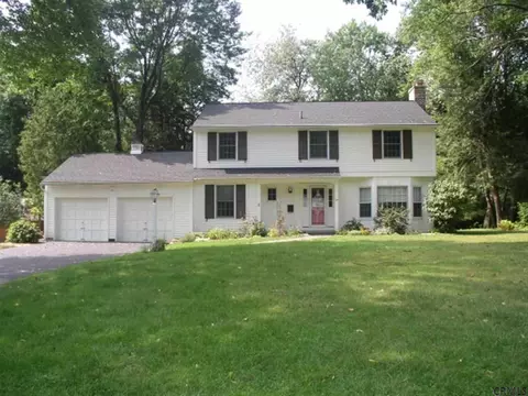 24 Tierney Dr, Delmar, NY 12054 photo 1
