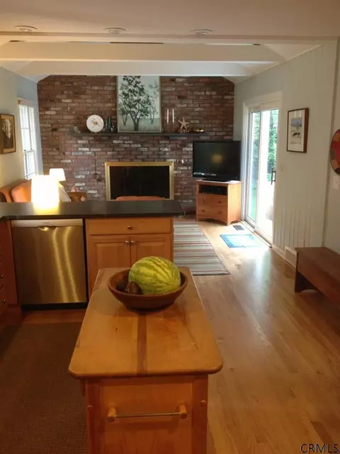 24 Tierney Dr, Delmar, NY 12054 photo 9