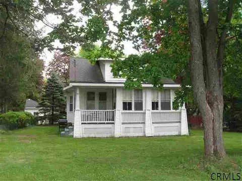 110 Elsmere Ave, Delmar, NY 12054 photo 2