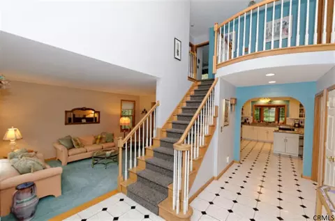 65 Mohawk Trl, Slingerlands, NY 12159 photo 4