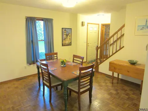 58 Middlesex Dr, Slingerlands, NY 12159 photo 7
