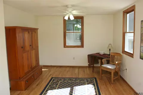 7 Mayfair Dr, Slingerlands, NY 12159 photo 7