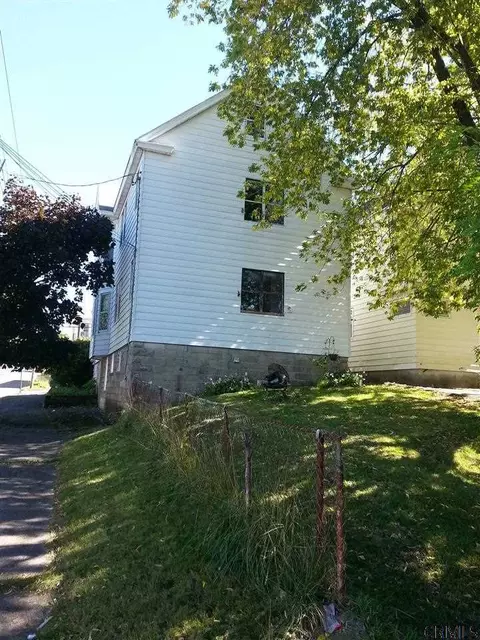 902 Cutler St, Schenectady, NY 12303 photo 12