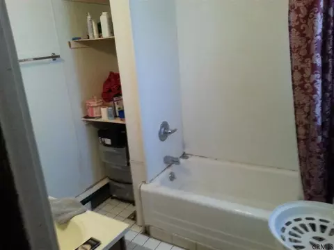 902 Cutler St, Schenectady, NY 12303 photo 8