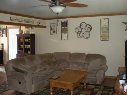 445 Van Antwerp Rd, Johnstown, NY 12095 photo 11