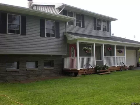 445 Van Antwerp Rd, Johnstown, NY 12095 photo 1