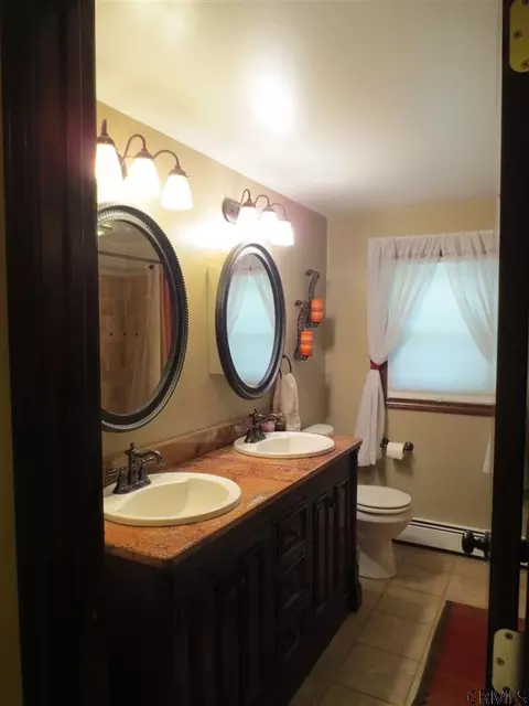 42 Wellington Rd, Delmar, NY 12054 photo 11
