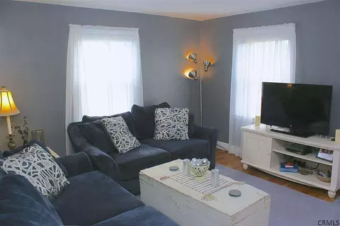 241 Fifteenth St, Schenectady, NY 12306 photo 2