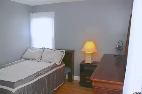 241 Fifteenth St, Schenectady, NY 12306 photo 9