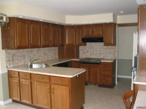 50 Hite Ct, Schenectady, NY 12303 photo 9