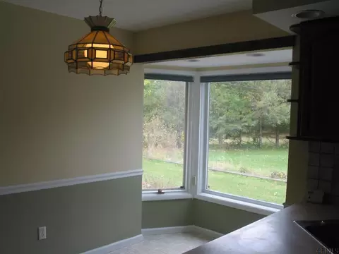 50 Hite Ct, Schenectady, NY 12303 photo 8
