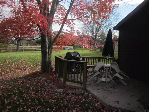 10 Eton Dr, Slingerlands, NY 12159 photo 7