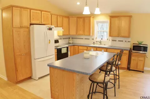 112 Loop Dr, Gloversville, NY 12078 photo 8