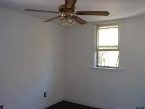 1720 Oneida St, Schenectady, NY 12308 photo 11