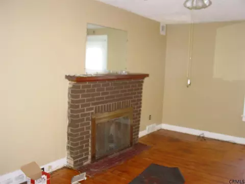 1720 Oneida St, Schenectady, NY 12308 photo 3