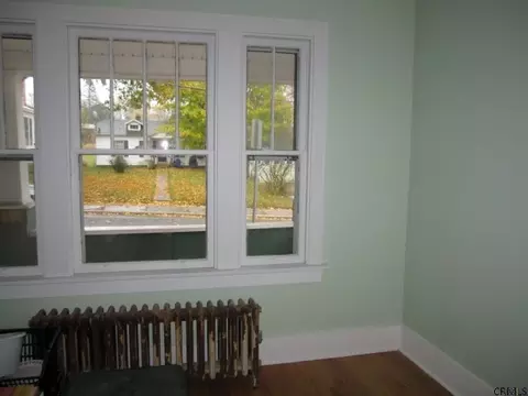 79 Spruce St, Schenectady, NY 12304 photo 7