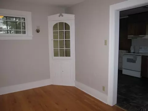 79 Spruce St, Schenectady, NY 12304 photo 6