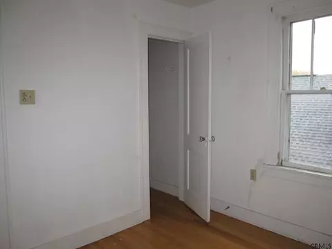 79 Spruce St, Schenectady, NY 12304 photo 17