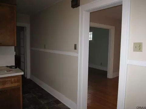 79 Spruce St, Schenectady, NY 12304 photo 9