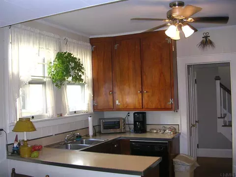 1133 Ardsley Rd, Schenectady, NY 12308 photo 2