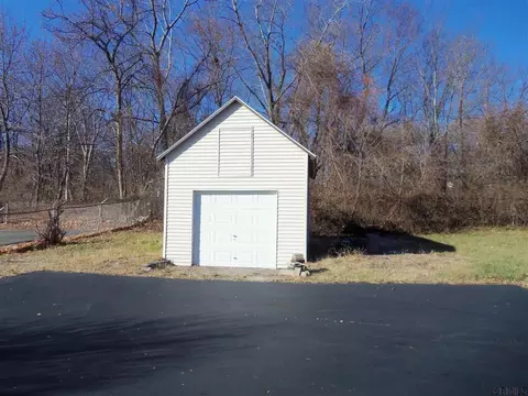 17 Wards Ln, Menands, NY 12204 photo 24