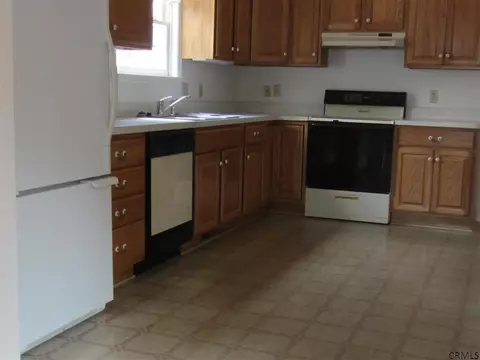 41 Royal Blvd, Delmar, NY 12054 photo 5