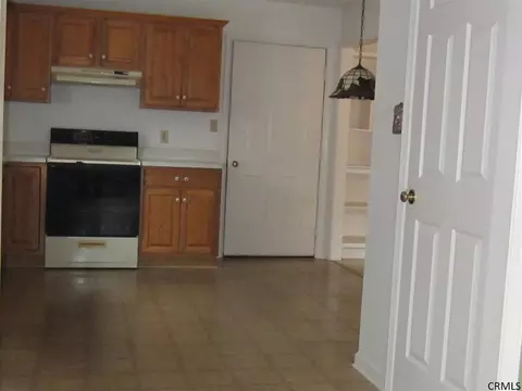41 Royal Blvd, Delmar, NY 12054 photo 6