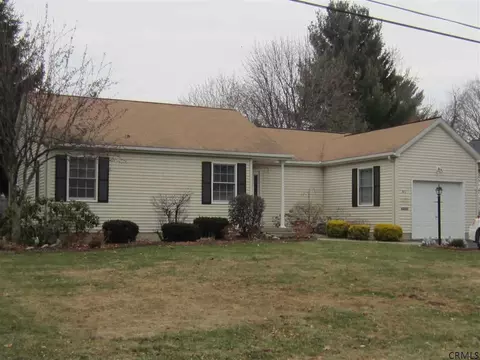 41 Royal Blvd, Delmar, NY 12054 photo 1