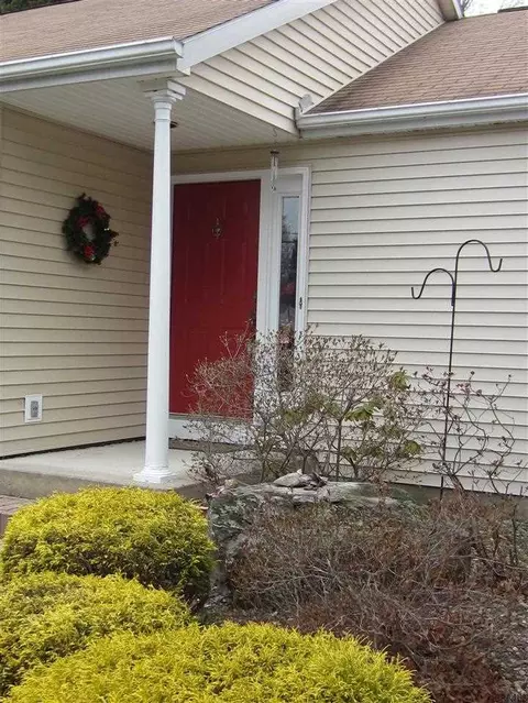 41 Royal Blvd, Delmar, NY 12054 photo 17