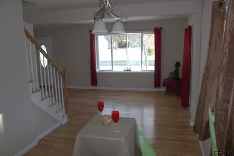 1016 Wallace Ave, Schenectady, NY 12306 photo 8
