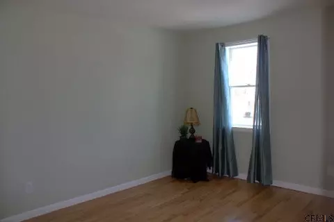 1016 Wallace Ave, Schenectady, NY 12306 photo 15