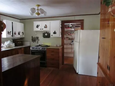 106 Beech Dr, Broadalbin, NY 12025 photo 3