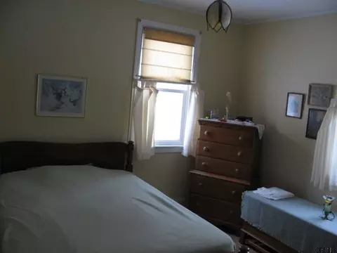 115 E Fourth Ave, Johnstown, NY 12095 photo 4