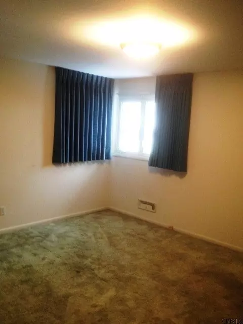 235 Ormond St, Albany, NY 12208 photo 7