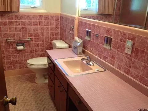 235 Ormond St, Albany, NY 12208 photo 9