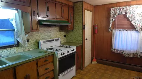 200 Heath Rd, Corinth, NY 12822 photo 6