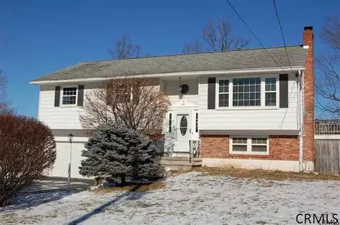 1207 Hendrickson Ave, Schenectady, NY 12308 photo 1