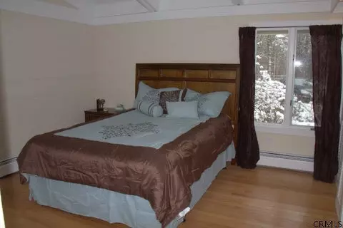 145 Spring Rd, Schenectady, NY 12302 photo 16